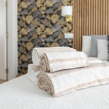 Penthouse In - Malaga Διαμέρισμα Εστεπόνα