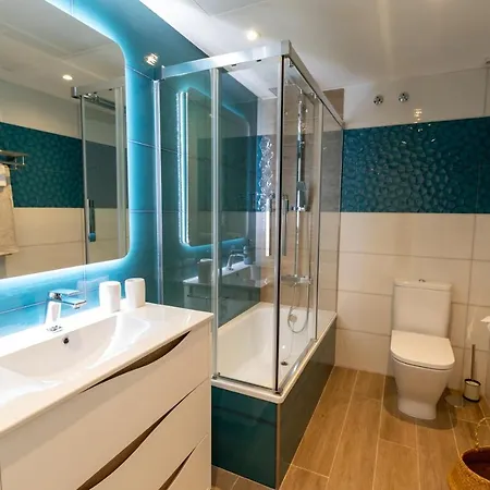 Penthouse In - Malaga דירה